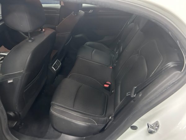 RENAULT MEGANE - Imagen 5