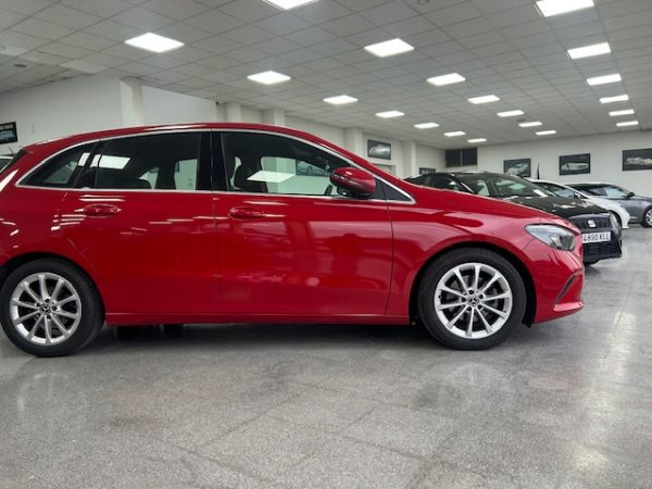 MERCEDES B-180 AUTOMATICO 7G - Imagen 4